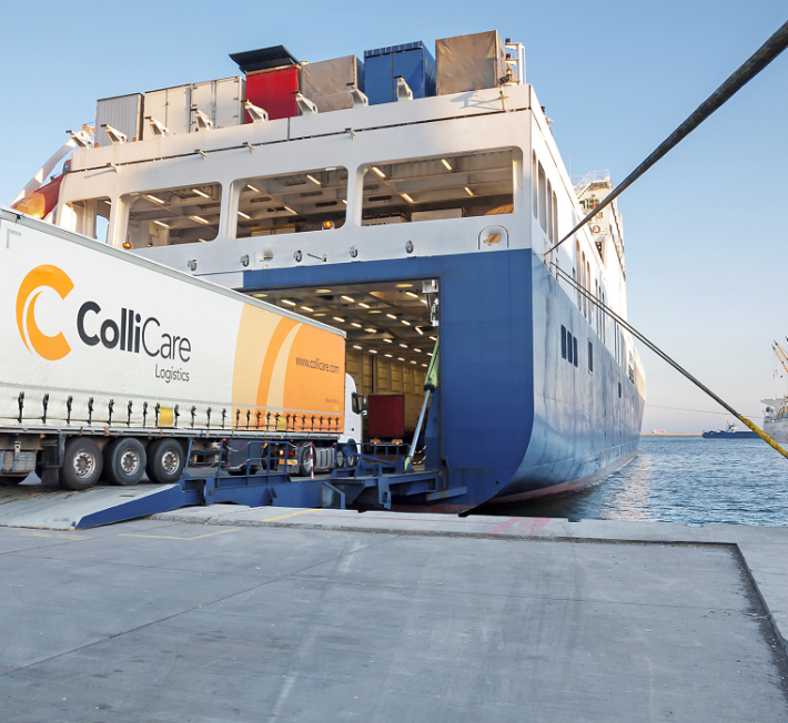 Ro-Ro terminal vessel and truck with a trailer